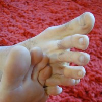 Hot feet - Picture 5