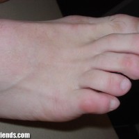 Gregory licks and sucks his feet - Picture 20