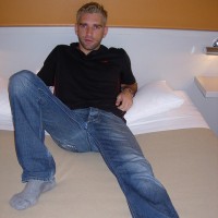 Gregory licks and sucks his feet - Picture 7