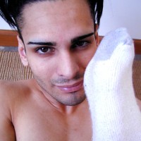 Australian boy shows off his socks - Picture 24