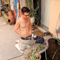 Zack Randall strokes his cock - Picture 2