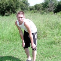 Shane masturbates outdoors - Picture 2