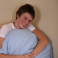 John stokes his dick - Picture 4