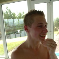 Maximilian shows his dick after pool - Picture 5
