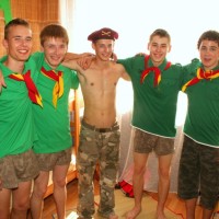 5 boy scouts - Picture 1
