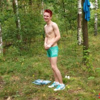 Kamyk selfsucking in the forest - Picture 12