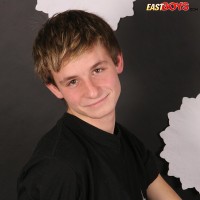 Horny twink posing - Picture 5