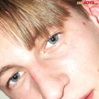 Dude strokes his dick - Picture 5