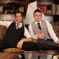 Office guy seduces his boss - Picture 1