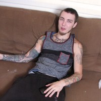 Blinx jerks off - Picture 3