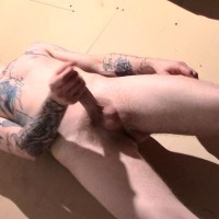 Blinx jerks off - Picture 15