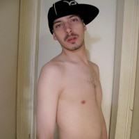 Guy jerks off - Picture 3