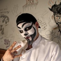Masked Spade - Picture 2