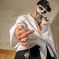 Masked Spade - Picture 5