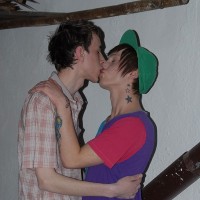 Back yard twinks - Picture 5