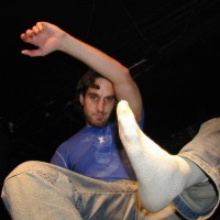 Mat shows his feet - Picture 6