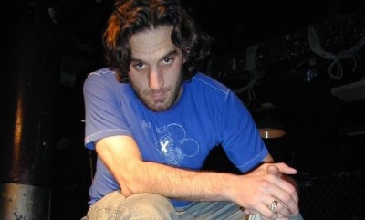 Mat shows his feet