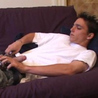 Sean plays with his dildo - Picture 5