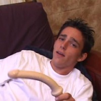 Sean plays with his dildo - Picture 10