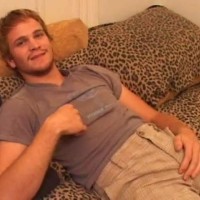 Zach Peters jerks off - Picture 3