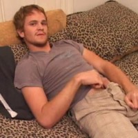 Zach Peters jerks off - Picture 7