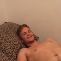 Zach Peters jerks off - Picture 24