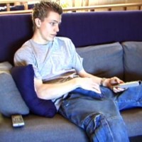 Shane beats off - Picture 3