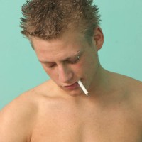 Keith Ledger jerks off smoking - Picture 16