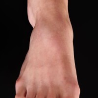 David shows his feet - Picture 11