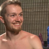 Head buzzed, ass stretched and water torment - Picture 36