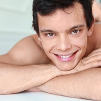 Joey Rollins strokes his cock - Picture 1