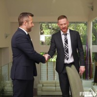 Intern services his boss and important client - Picture 2