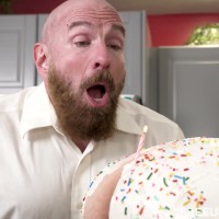Have a birthday ass - Picture 19