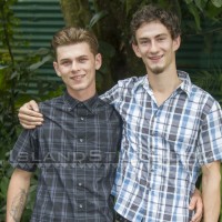 Adam jerks Jeffrey - Picture 1