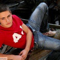 Alex - Picture 3