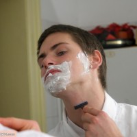 Alex in the kitchen - Picture 7