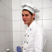 Alex in the kitchen - Picture 4
