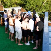 Outside orgy - Picture 2
