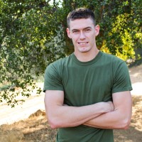 Tyler Layton posing naked - Picture 1
