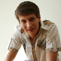 Russian guy shows his dick - Picture 3