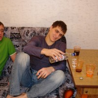 Drunk guys have sex - Picture 1