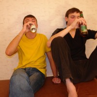 Drunk boys have sex - Picture 8