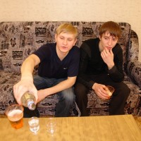 Drunk russian boys have anal sex - Picture 1