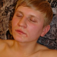 Drunk russian boys have anal sex - Picture 16