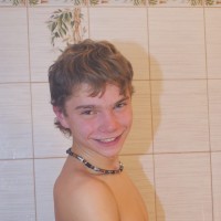 Russian exposes his cock in the shower - Picture 22
