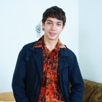Russian boy shows his hairy pubis - Picture 2