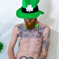 Dom Ty wanks his cock for St. Patrick’s - Picture 12