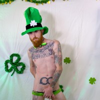 Dom Ty wanks his cock for St. Patrick’s - Picture 13