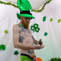 Dom Ty wanks his cock for St. Patrick’s - Picture 20