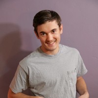 Lucas Daniels jerks off and cumming - Picture 2